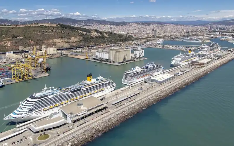Puerto de Barcelona Rumbo a la Diversión